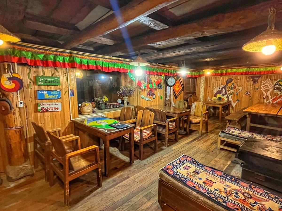 Tavern Hostel仁和客栈 샹그릴라 외부 사진